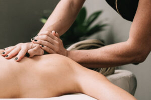 Relaxation Massage vs Deep Tissue Massage: What’s the Difference?